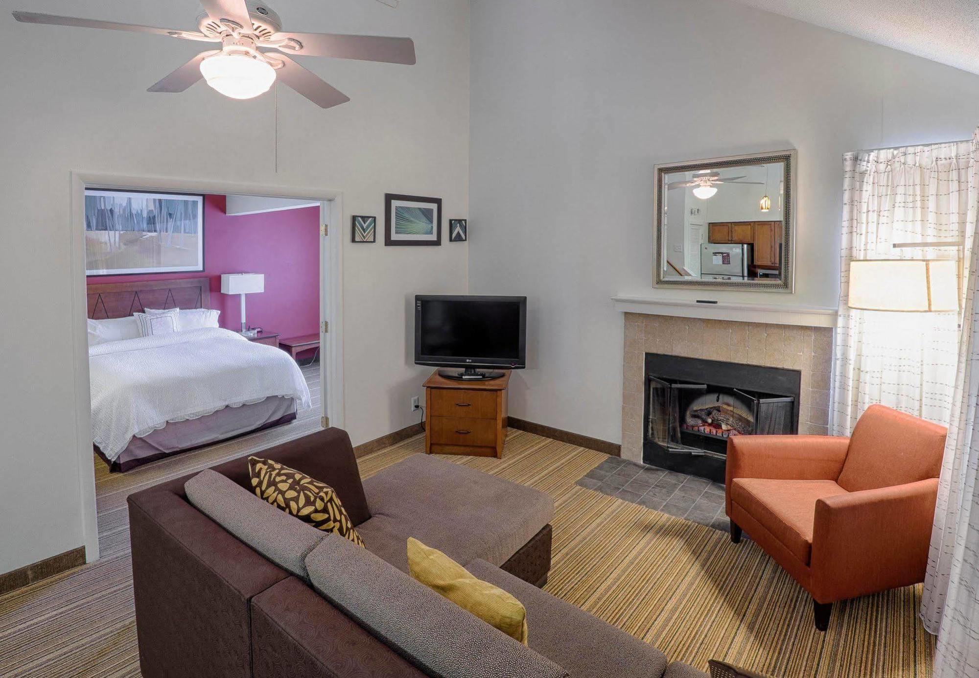 Albany Airport Inn And Suites Latham Eksteriør bilde