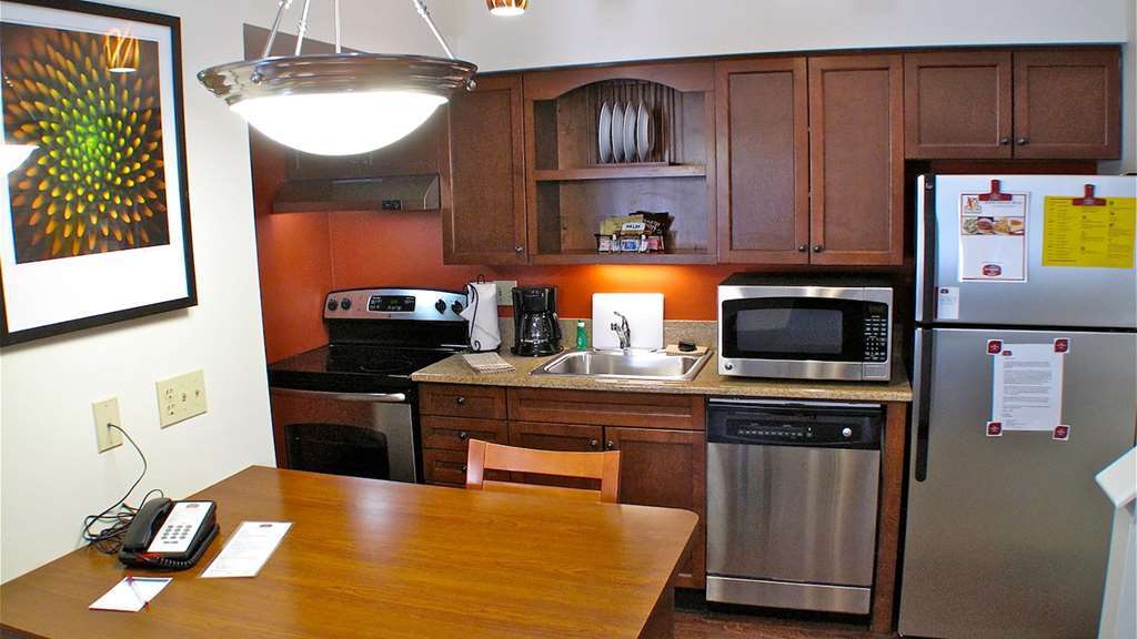 Albany Airport Inn And Suites Latham Rom bilde