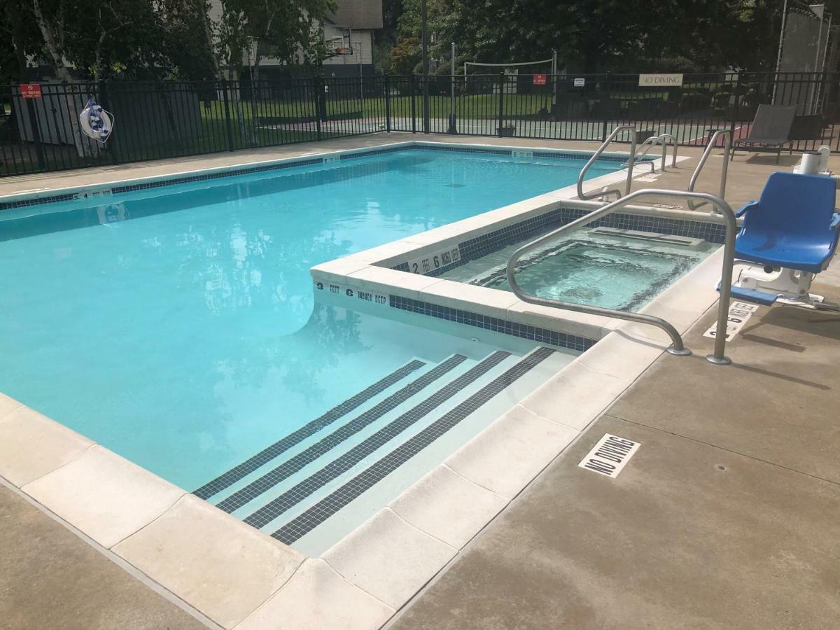 Albany Airport Inn And Suites Latham Eksteriør bilde